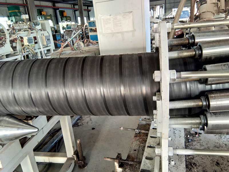 钢筋螺旋管挤出生产线